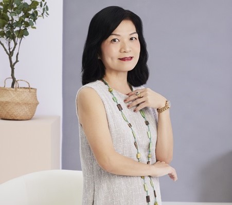 Paolo Lipana a Senior Financial Advisor, Certified Wealth Planner in Makati