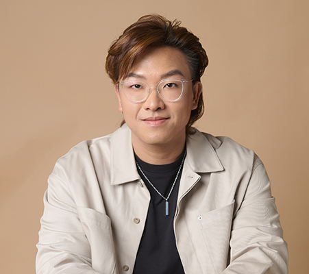 Paolo Lipana a Senior Financial Advisor, Certified Wealth Planner in Makati