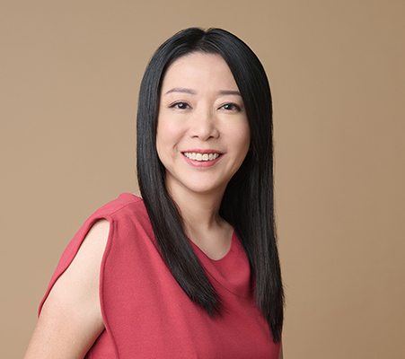 Paolo Lipana a Senior Financial Advisor, Certified Wealth Planner in Makati