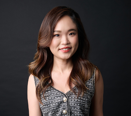 Paolo Lipana a Senior Financial Advisor, Certified Wealth Planner in Makati